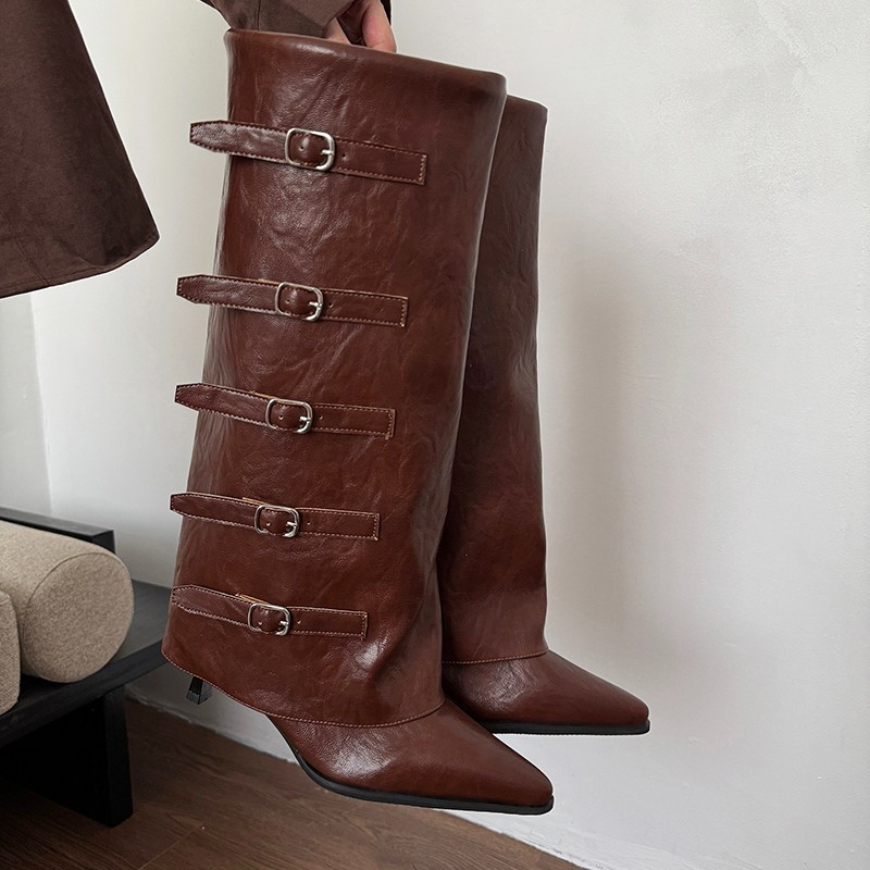 รองเท้าบูทหัวแหลมสำหรับผู้หญิง - Leather Classic Strap บทวิจารณ์และราคา